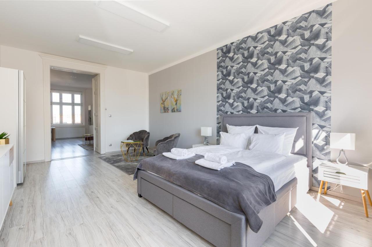 Designer Apartment On The Budapest Broadway With 2Br And Ac المظهر الخارجي الصورة