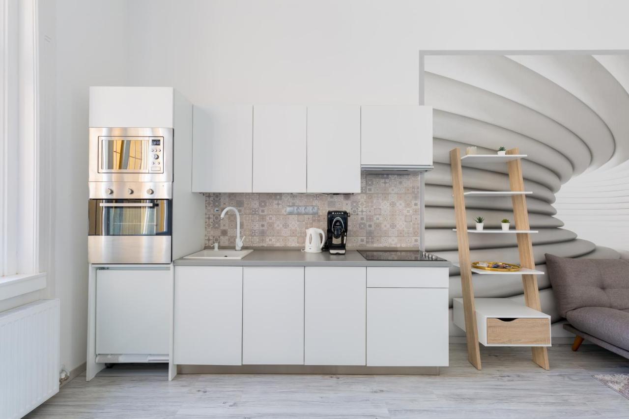 Designer Apartment On The Budapest Broadway With 2Br And Ac المظهر الخارجي الصورة